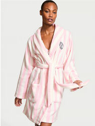 Короткий халат Short Cozy Robe M/L Victorias Secret