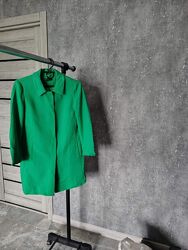 Зелений плащ, тренч