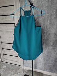 Майка з красивою спинкою