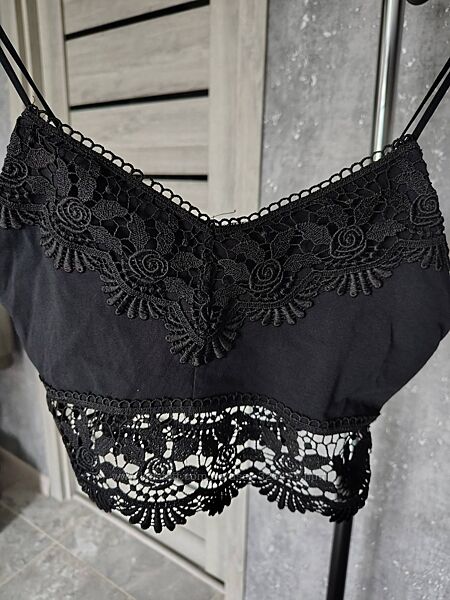 Топ з мереживом