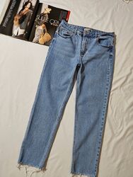 DENIM Co cтильные голубые джинсы  c высокой посадкой и необработанным краем