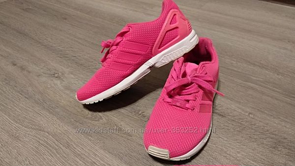 Кроссовки розовые беговые Adidas 