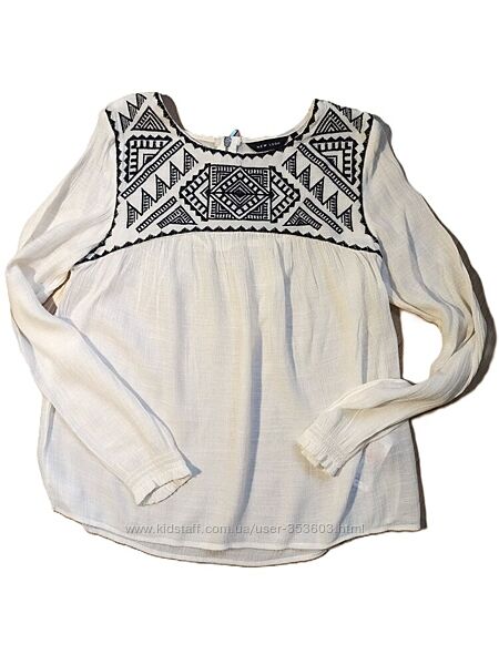 Сорочка з вишивкой розмір 10 евро 38