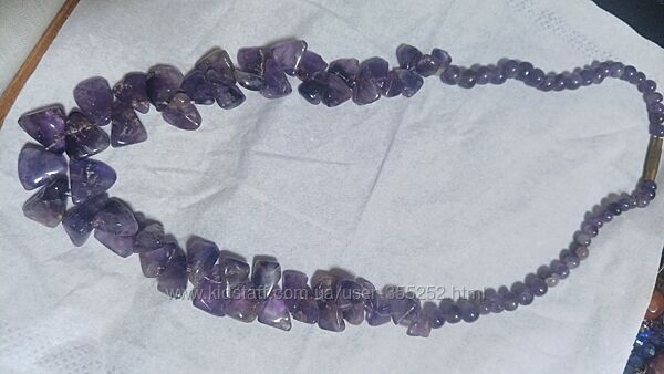 БУСИ. НАМИСТА З натуральних каменів