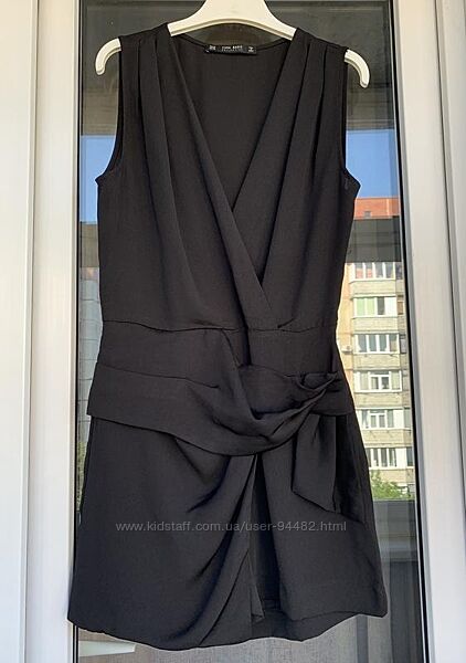 Zara шикарный черный ромпер размер ХС