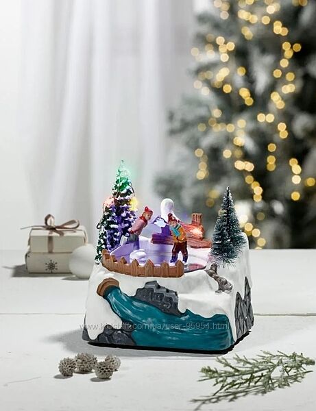 Святковий декор Музичний каток з фігурками Німеччина