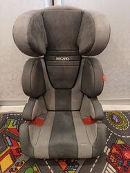 Дитяче автокрісло RECARO Milano. 