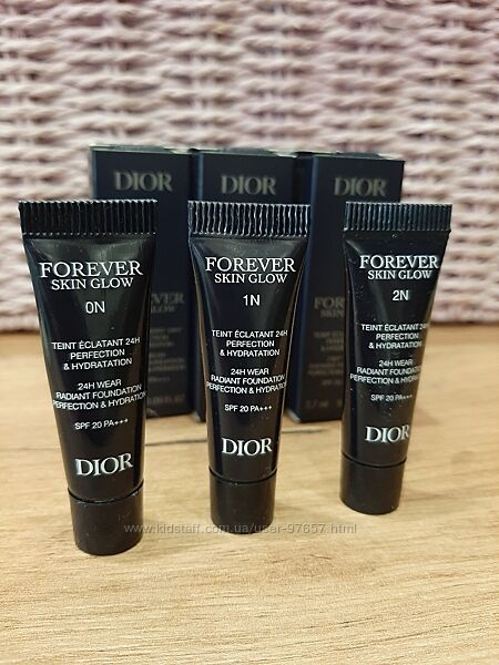 Тональна основа Dior Forever Skin Glow 24H Wear Radiant Foundation