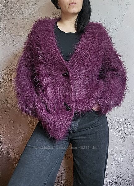 В´язаний кардиган. Ручна робота