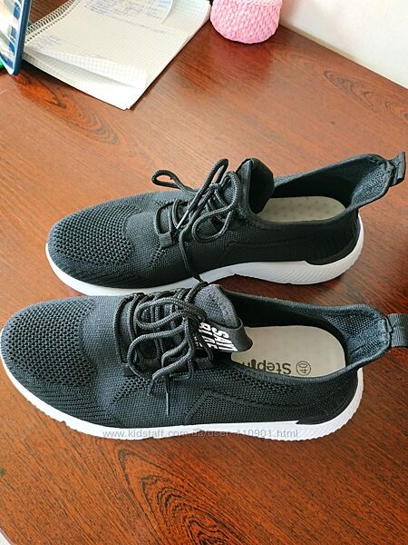 Кросівки чоловічі нові текстиль літо 40 р 25,5 см