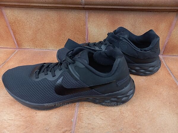 Кросівки найкр.42.5