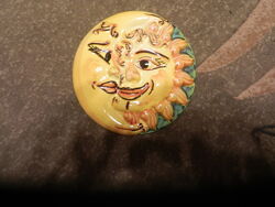 Керамическая подвеска на стену.