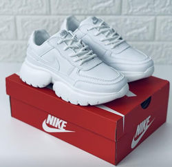 Кроссовки Nike женские 37-45 размер