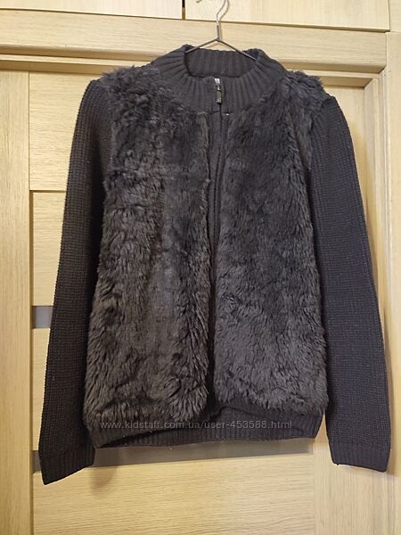кофта кардиган на замку, спереду штучне хутро, для дівчинки 11-12 років.