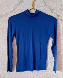 синя водолазка