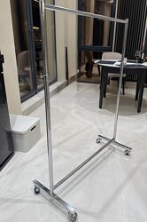 Вішалка рейл стійка для одягу металева розкладна на колесах