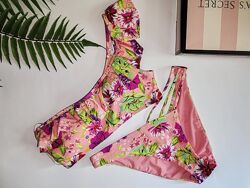 Розпродаж Шикарный купальник с воланом Victorias Secret оригинал