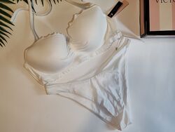Розпродаж білосніжний  купальник  victorias secret