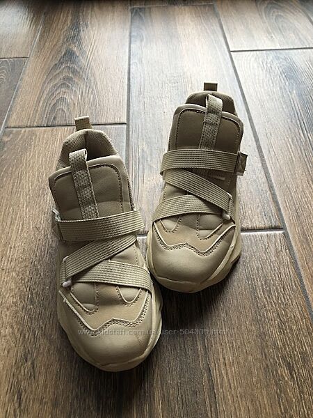 Стильні кросівки для дівчинки устілка 21.7см