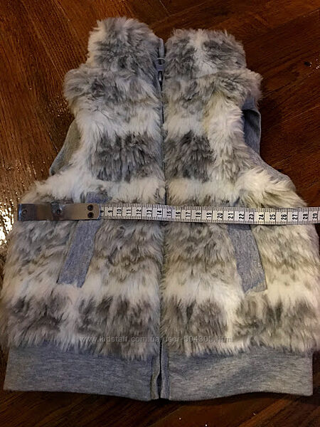 Хутряна безрукавка