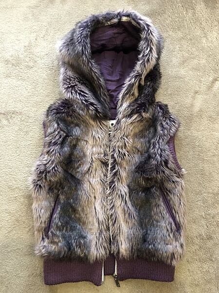 Хутряна безрукавка від Wojcik