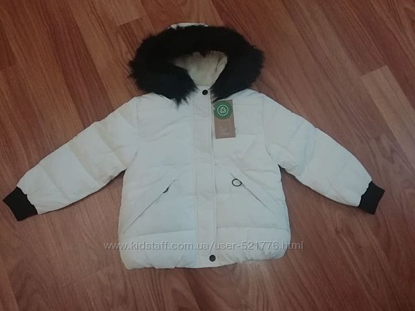 Зимняя теплая белая куртка C&A на девочку, рост 122,128