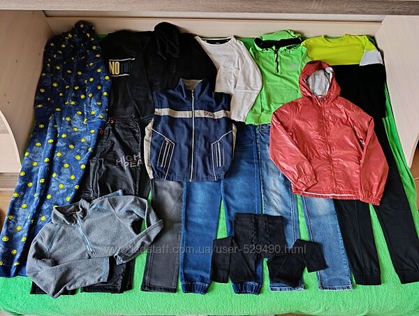 Свитшоты, джинсы/брюки, спорт. штаны на 146-152 см рост