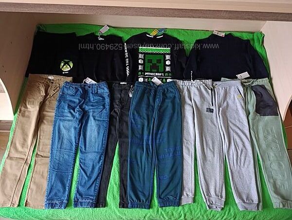 Новые теплые свитшоте джинсы спортивные штаны на 146-152 10-12 л.