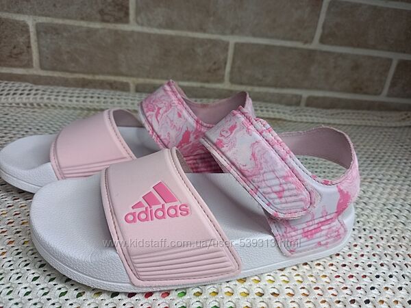 босоножки Adidas 30р