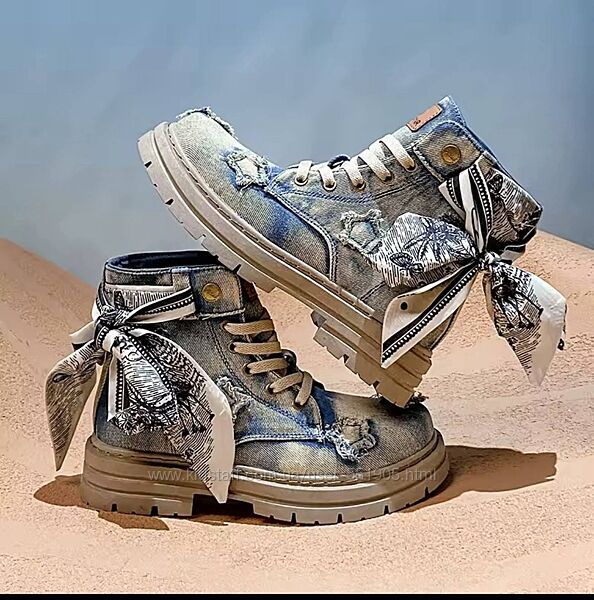 Осінні жіночі черевики 