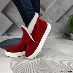 Красные зимние ботинки из натуральной замши