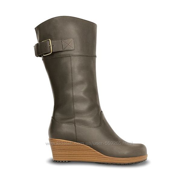 Кожанные сапоги Women&acutes Crocs A-leigh Leather Boot Espresso размер w6