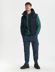 Тепла чоловіча безрукавка р. М