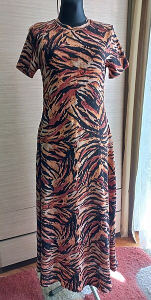 Жіноча сукня плаття максі by very p. m-л