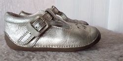 Кожаные золотистые мокасины туфли Clarks 5G по стельке 13,3см. Англия