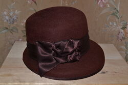 Фетровая шляпа коричневая с полями р.56 федора