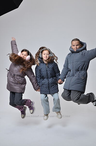 Зимова подовжена куртка з акцентом на талію з куліскою з плащівки на мембра