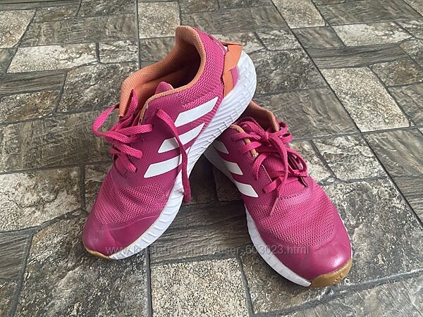 Кросівки Adidas р.35,5
