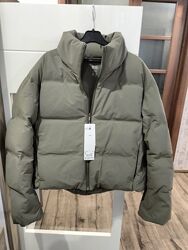 Безшовиний пуховик Uniqlo р С  М