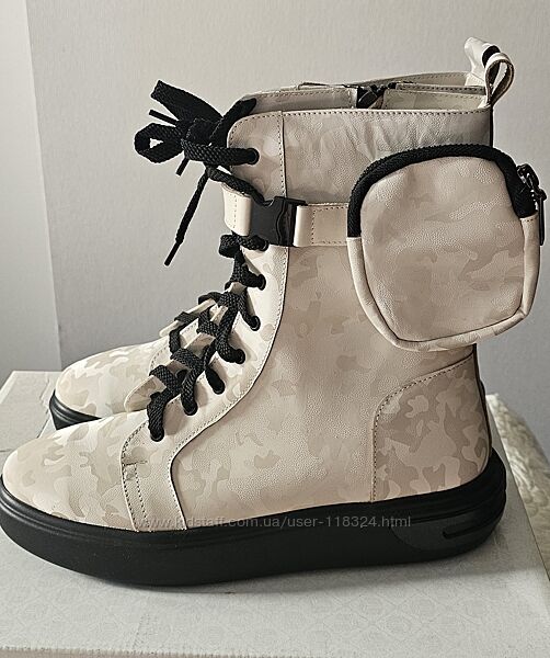 Демісезонні ботінки 41р Topas