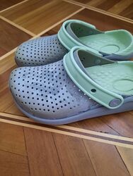Шлепки crocs 35 размер