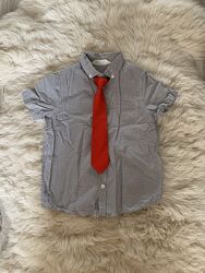 Школьная тениска H&M на 6-7 лет, с галстуком.