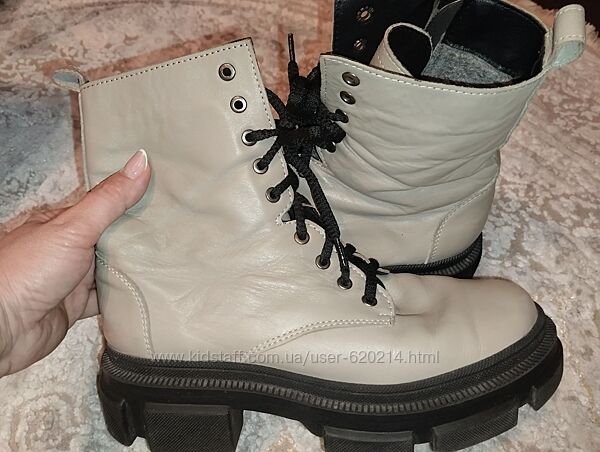 Зимові черевики з натуральної шкіри на вовні Розмір 39