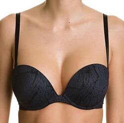 Бюстгальтеры Triumph, Германия. Размер 75- С, push- up.