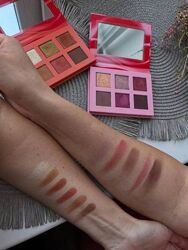 Палітра тіней для повік 12.6 г, кількість обмежена