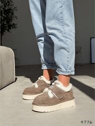 Уггі жіночі короткі  колір капучино на липучку