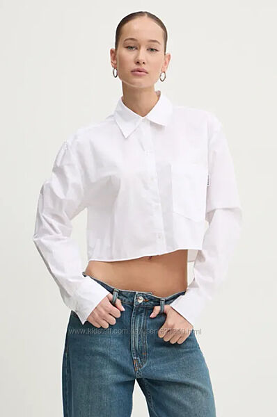 Укороченная белая хлопковая рубашка с длинным рукавом