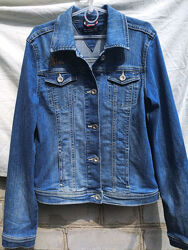 Курточка джинсовая девочке р.158-164 бренд TOMMY HILFIGER