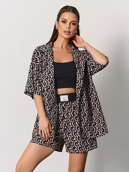 Літній костюм сорочка та шорти