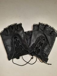 Женские кожаные перчатки 